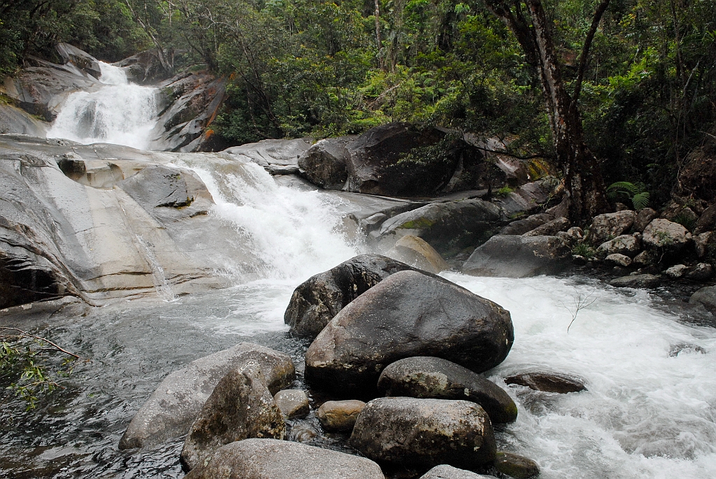 0145 Josephine Falls.jpg